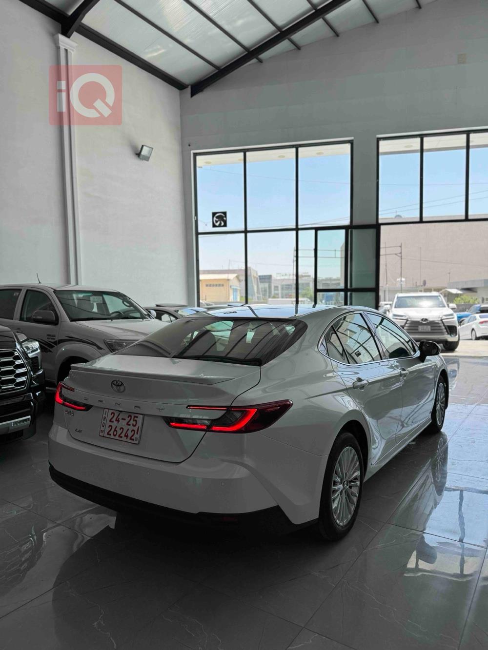 تۆیۆتا کامری